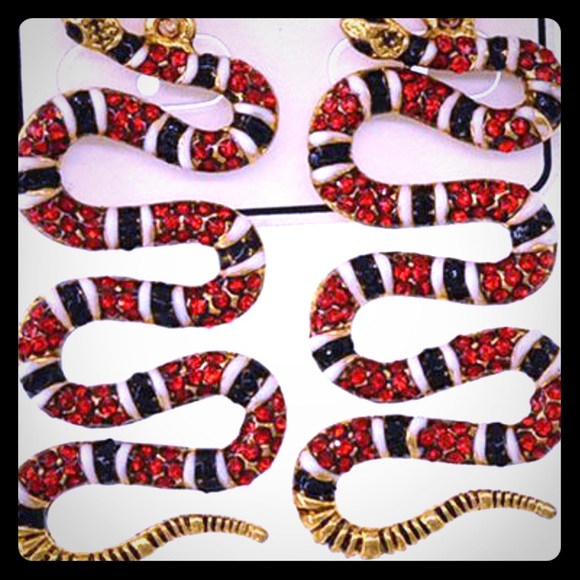 Snake Women’s Earrings - Picture 1 of 4